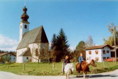 kirche-ponys.jpg